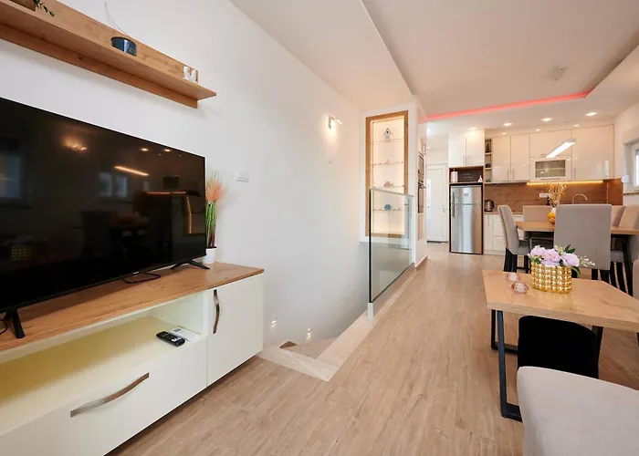 Apartamento Luxury Giovanni With Pool