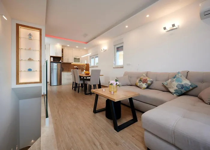 Apartamento Luxury Giovanni With Pool