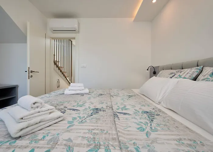 Apartamento Luxury Giovanni With Pool Trogir